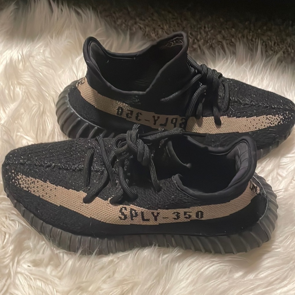 No box but in great shape. Authentic